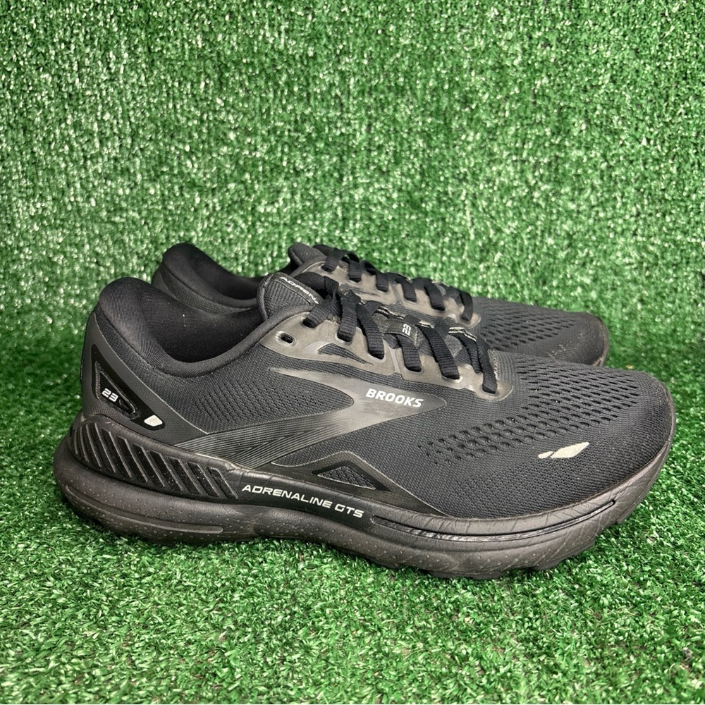 Brooks Adrenaline GTS 23 Women's Size‎ 8.5 B (Medium) Running Shoes Black